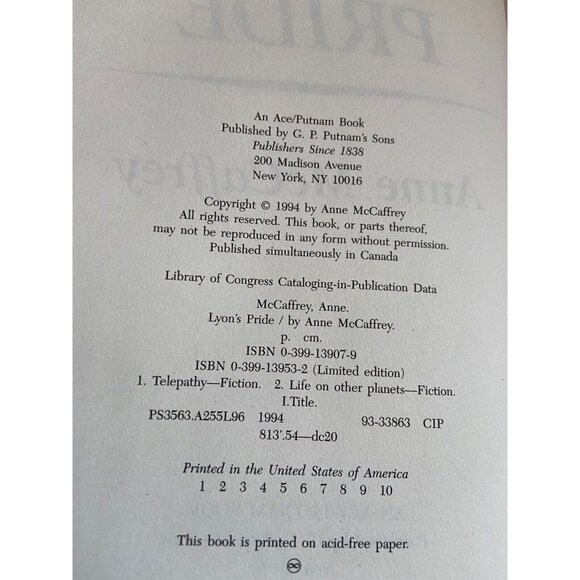 Anne McCaffrey Lyons Pride Sci-Fi 1st Ed & Printing Hardcover 1994 Tower & Hive - Picture 5 of 13